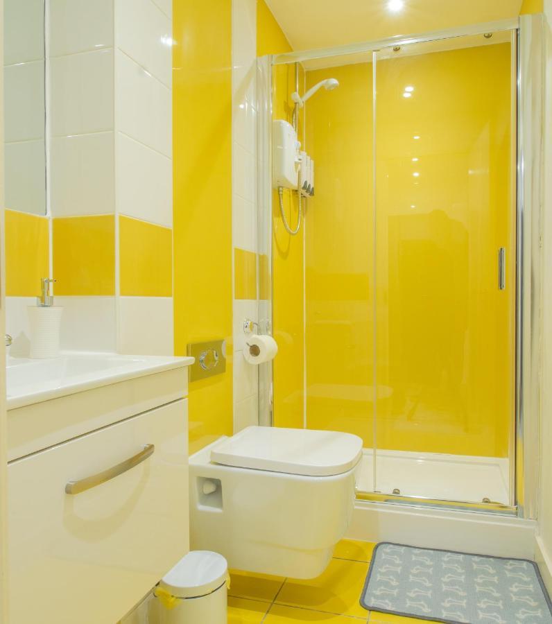 Great Studio Apartments - Netflix, Wifi, Digital Tv Sheffield Esterno foto