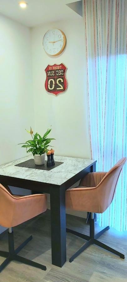 Great Studio Apartments - Netflix, Wifi, Digital Tv Sheffield Esterno foto